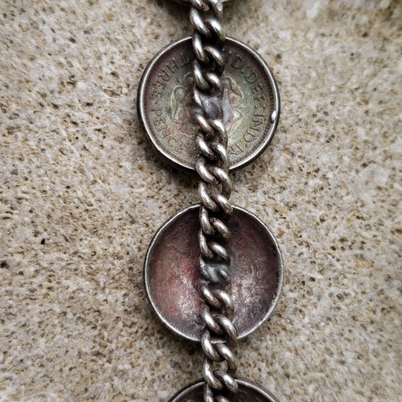 Sterling coin bracelet, British, young Victoria - Picture 4 of 7